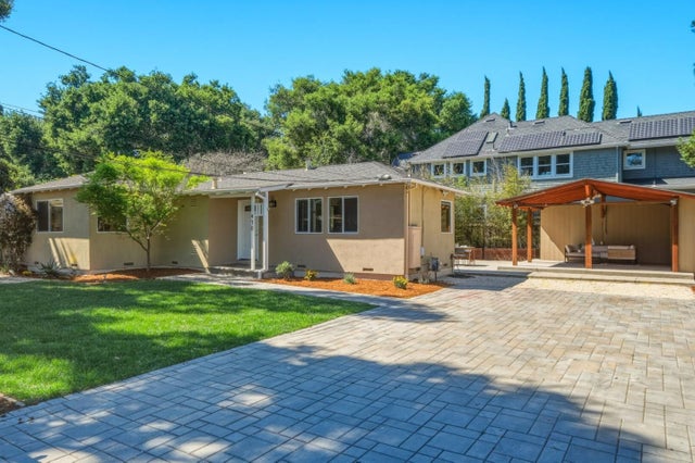 470 Bell St, East Palo Alto