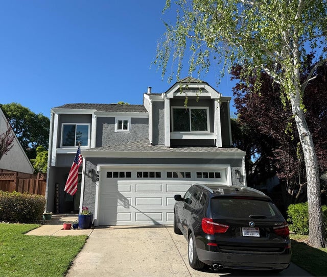 890 Oak Park Dr, Morgan Hill