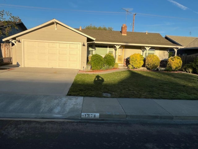 1374 Maryann Dr, Santa Clara
