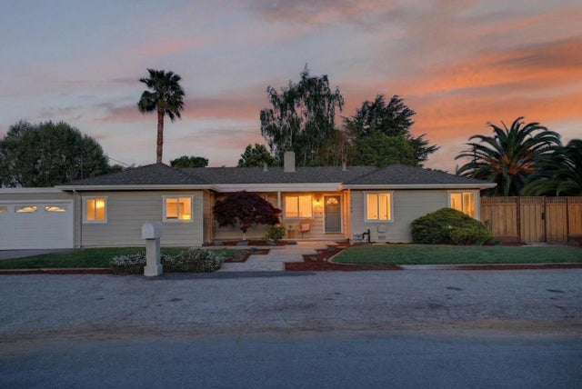 2169 Yorkshire Way, MOUNTAIN VIEW