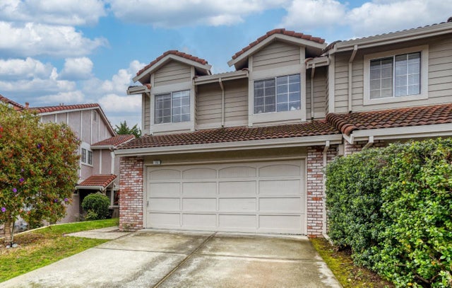 15 Amy Dr, SAN MATEO