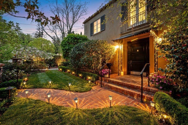 526 W Poplar Ave, SAN MATEO