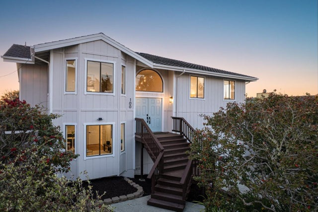 100 Montana St, MOSS BEACH