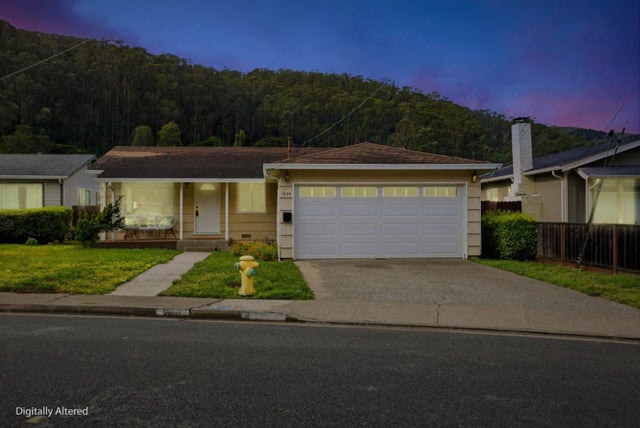 1024 Rio Vista Dr, PACIFICA