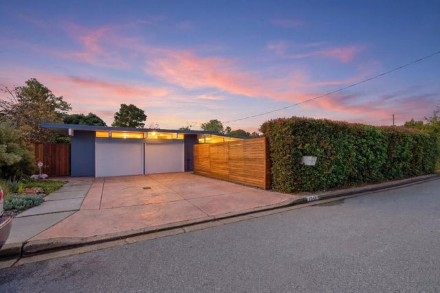 1936 Ticonderoga Dr, San Mateo