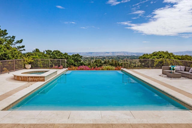 490 Las Pulgas Dr, WOODSIDE