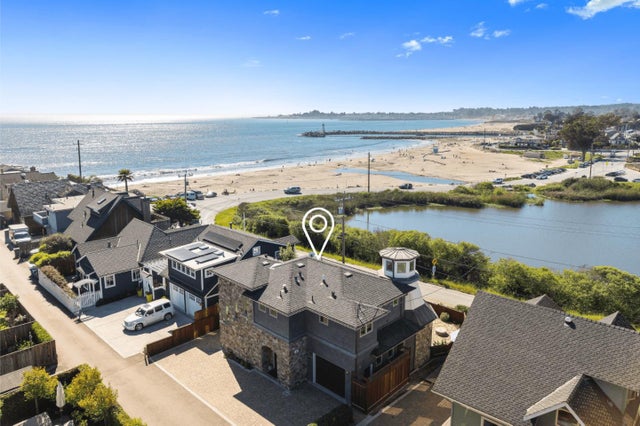 2974 E Cliff Dr, Santa Cruz