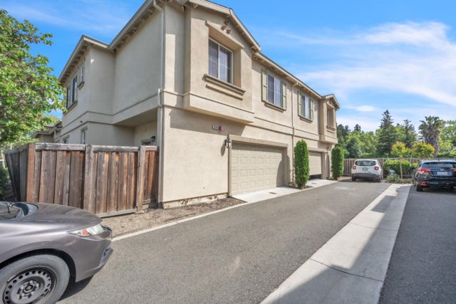 2256 Dorset Ln, FAIRFIELD