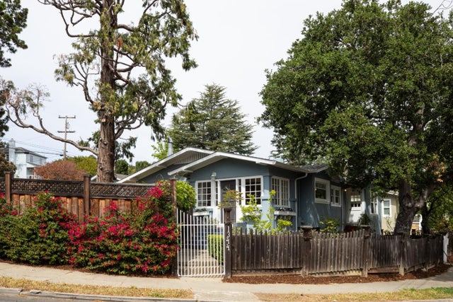 1344 Magnolia Ave, SAN CARLOS