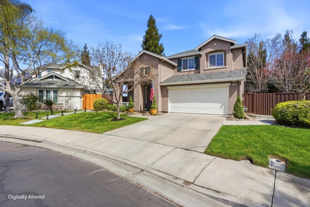 881 Tulare Dr, TRACY