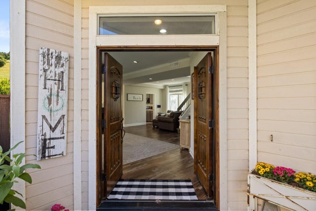 17554 Sugarmill Rd, SALINAS