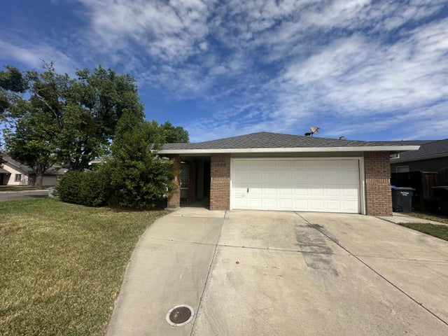 1455 Busca Dr, TRACY