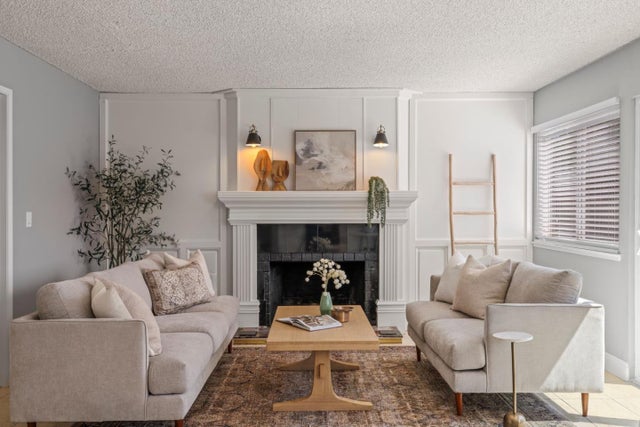 8929 Red Leaf Way, Sacramento