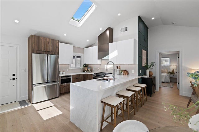 220 Lindbergh St, San Mateo