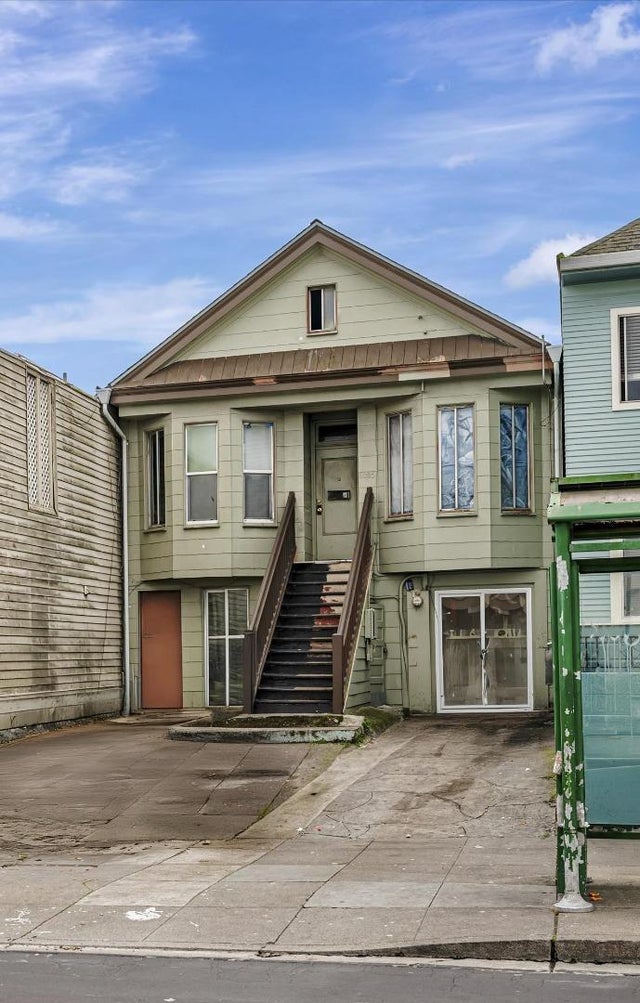 6085 Mission St, DALY CITY