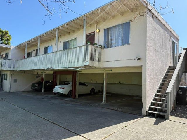 1879 Woodland Ave, EAST PALO ALTO