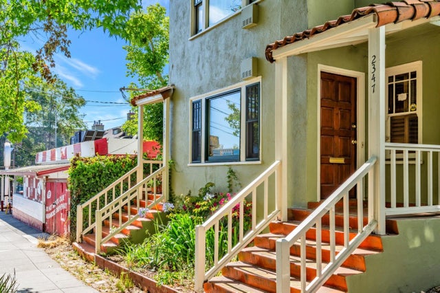 2347 Woolsey St, BERKELEY