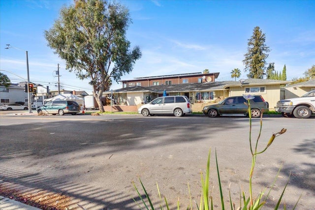 896 S Almaden Ave, San Jose