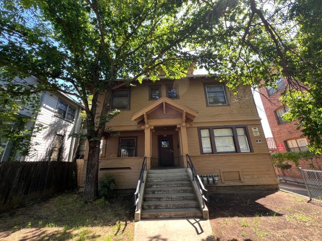 722 N San Joaquin St, STOCKTON