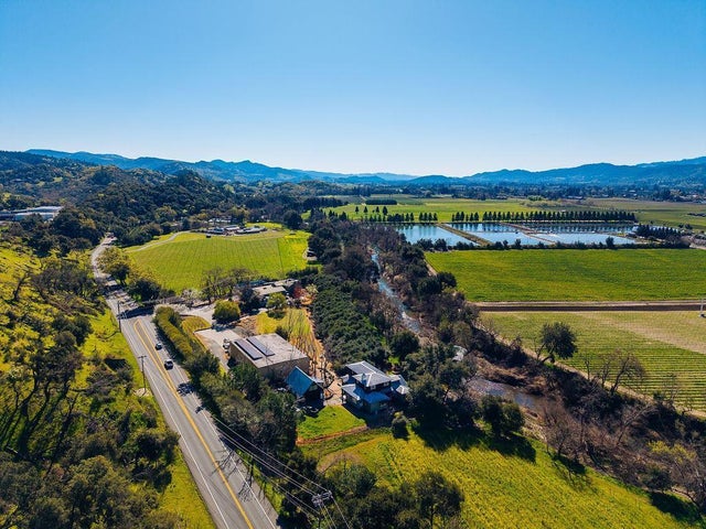 1001 Silverado Trail South, SAINT HELENA