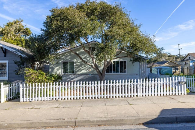 609 Congress Ave, PACIFIC GROVE