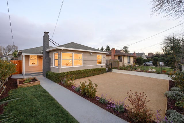 1064 15th Ave, Redwood City