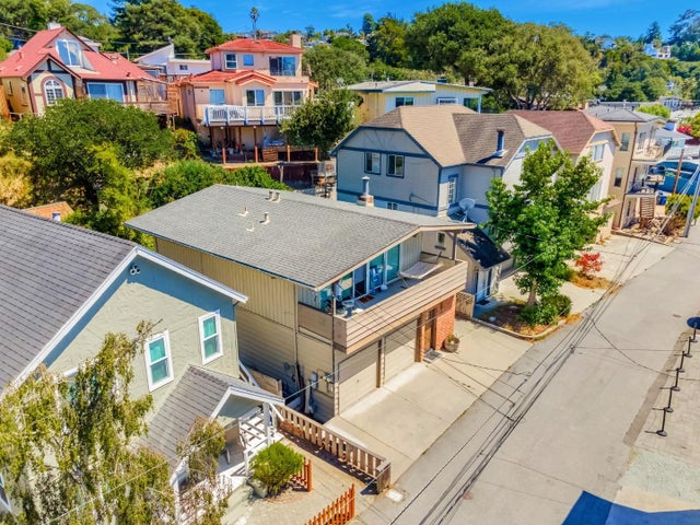 307 Treasure Island, APTOS