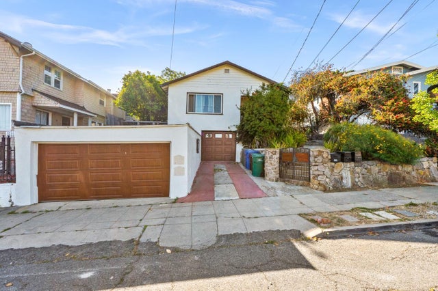 2443-2445 24th Ave, OAKLAND