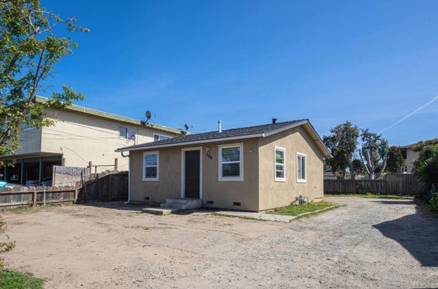 1126 Pacific Ave, SALINAS