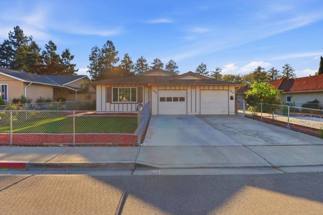 395 Fanyon St, MILPITAS