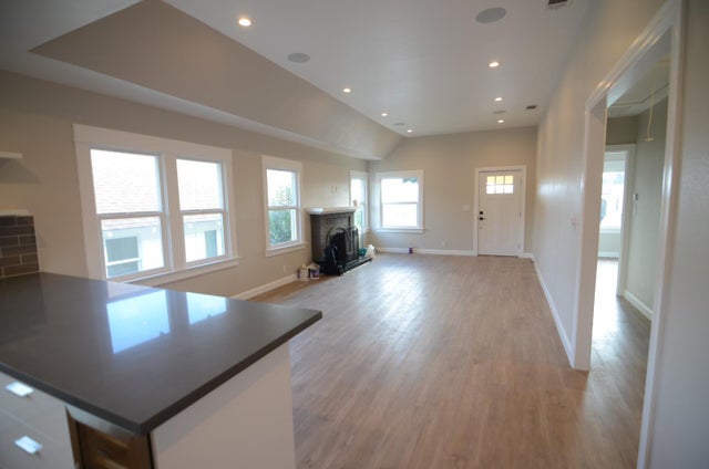 601 Walnut Ave, South San Francisco