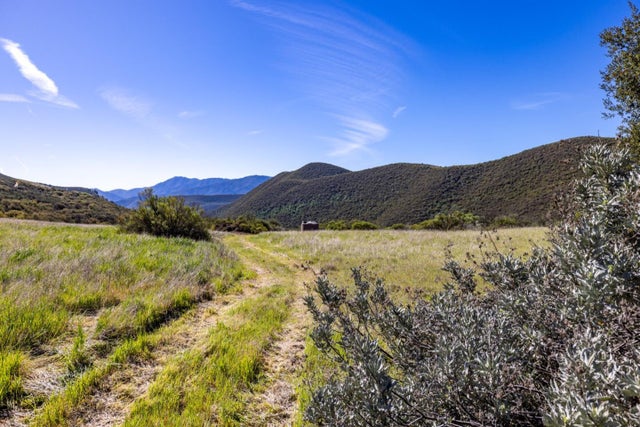 43515 Carmel Valley Rd, GREENFIELD