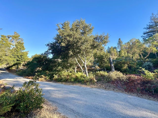 10001 West Dr, FELTON