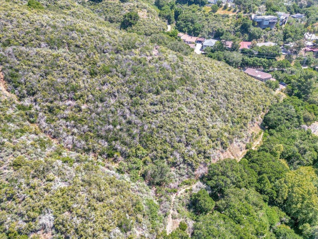 00 Devonshire, SAN CARLOS