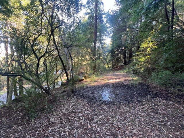 559 Patrol Rd, WOODSIDE