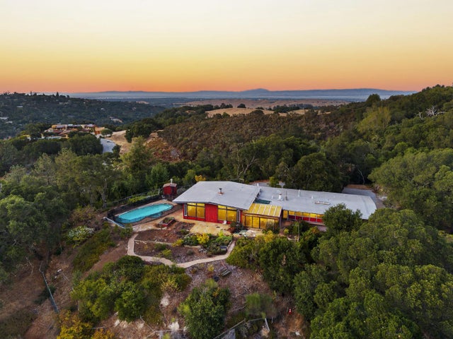 640 Los Trancos Rd, PORTOLA VALLEY