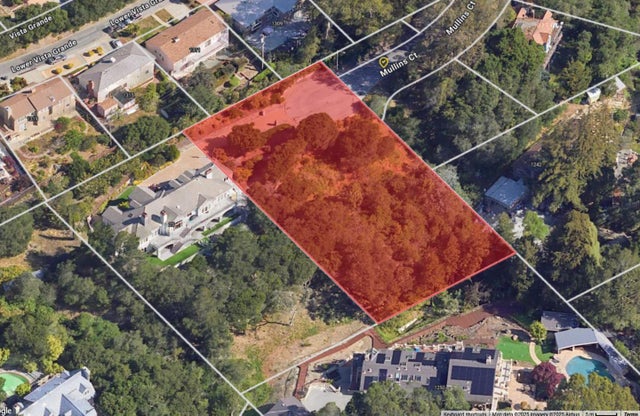 15 Mullins Ct, MILLBRAE