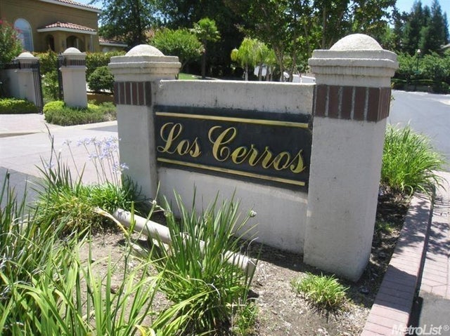 102 Black Gold Ln, FOLSOM