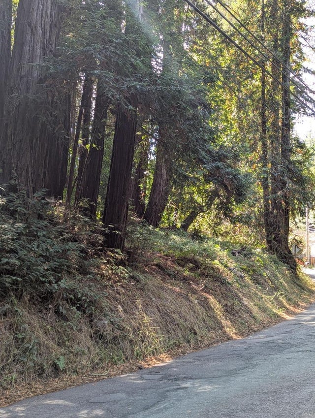 8055 Glen Haven Rd, SOQUEL