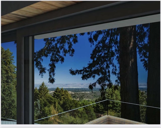 215 Grandview Dr, Woodside