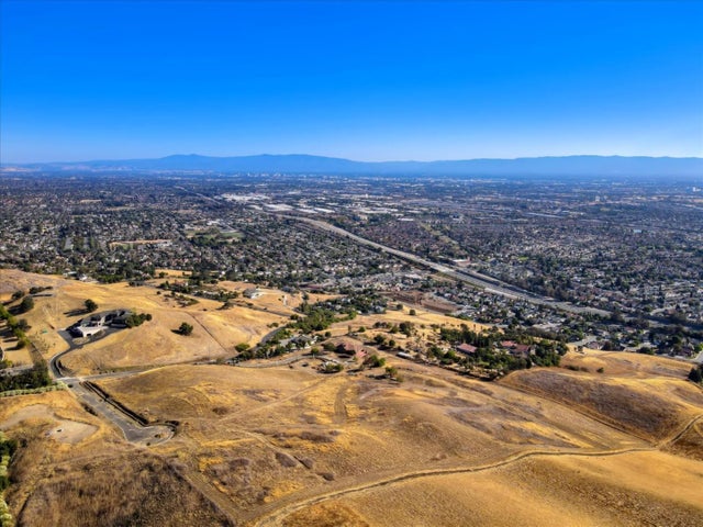 1321 Ne Terra Vista Ct, MILPITAS