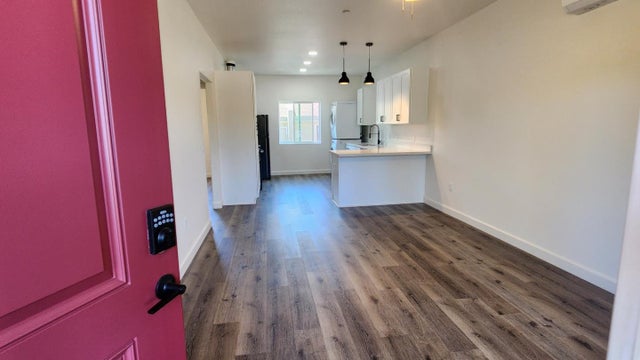 728 W 1st Ave 201, Chico