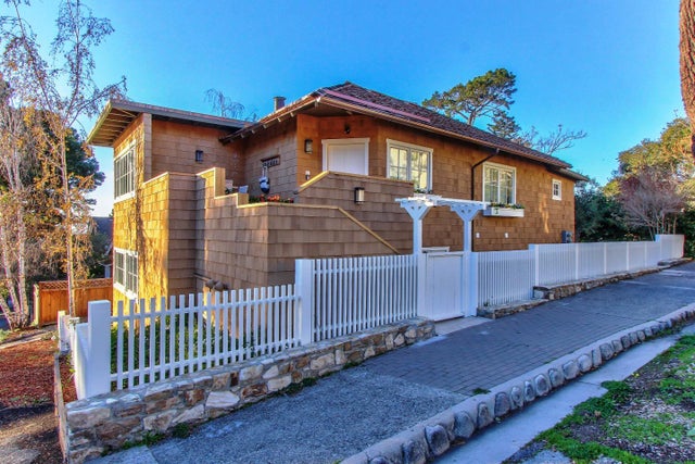 2 Monte Verde St, CARMEL