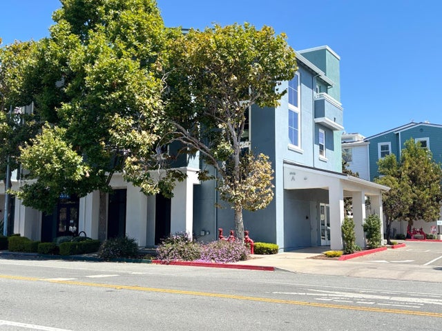 1066 41st Ave A202, CAPITOLA