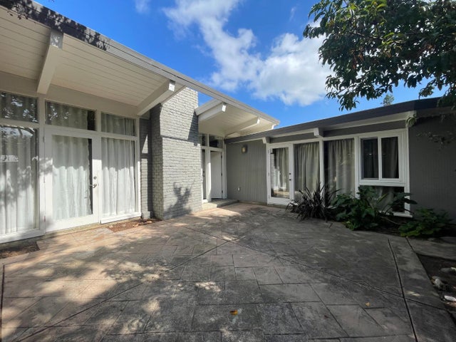 643 Wildwood Ln, PALO ALTO