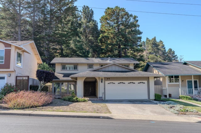 985 Big Bend Dr, PACIFICA