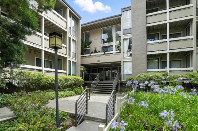 1171 Compass Ln 211, Foster City