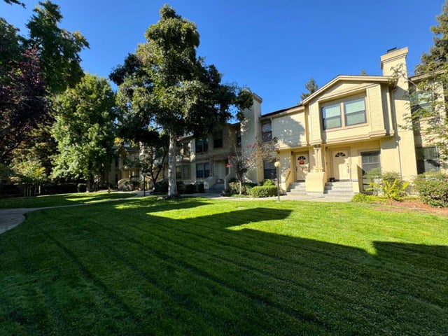 963 La Mesa Ter H, SUNNYVALE