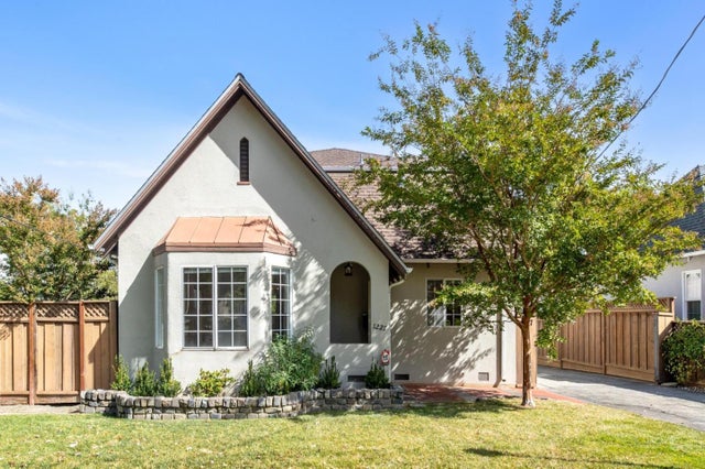 1227 Rhus St, SAN MATEO