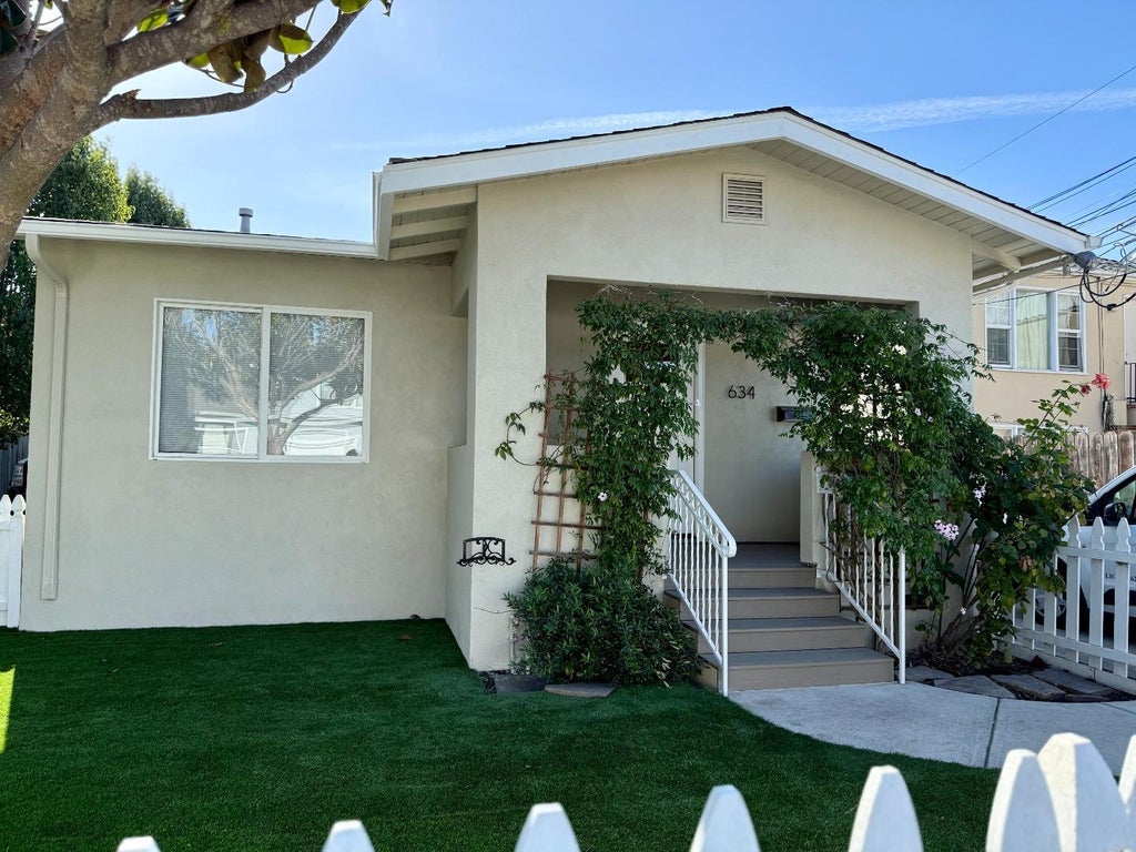 634 Fulton St, REDWOOD CITY